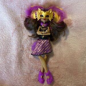 Clawdeen Wolf Transformation Monster High Doll with Mask and Cape
